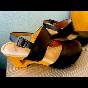 Dansko Thea Black Leather Clog Size 37 US 6.5-7